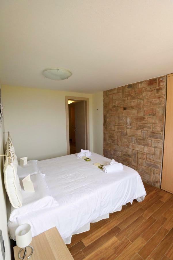 Maison Balu Villa Torri Del Benaco Exteriör bild