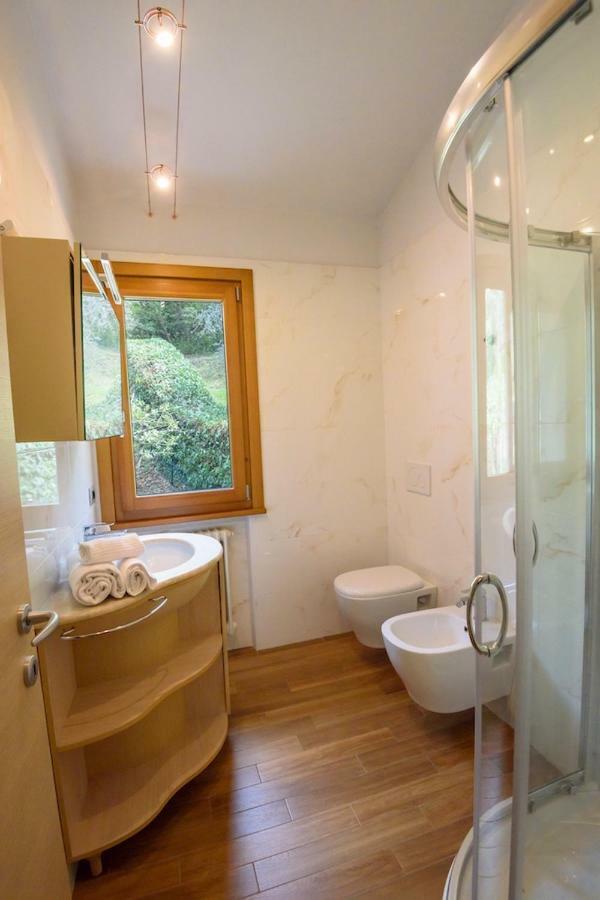 Maison Balu Villa Torri Del Benaco Exteriör bild